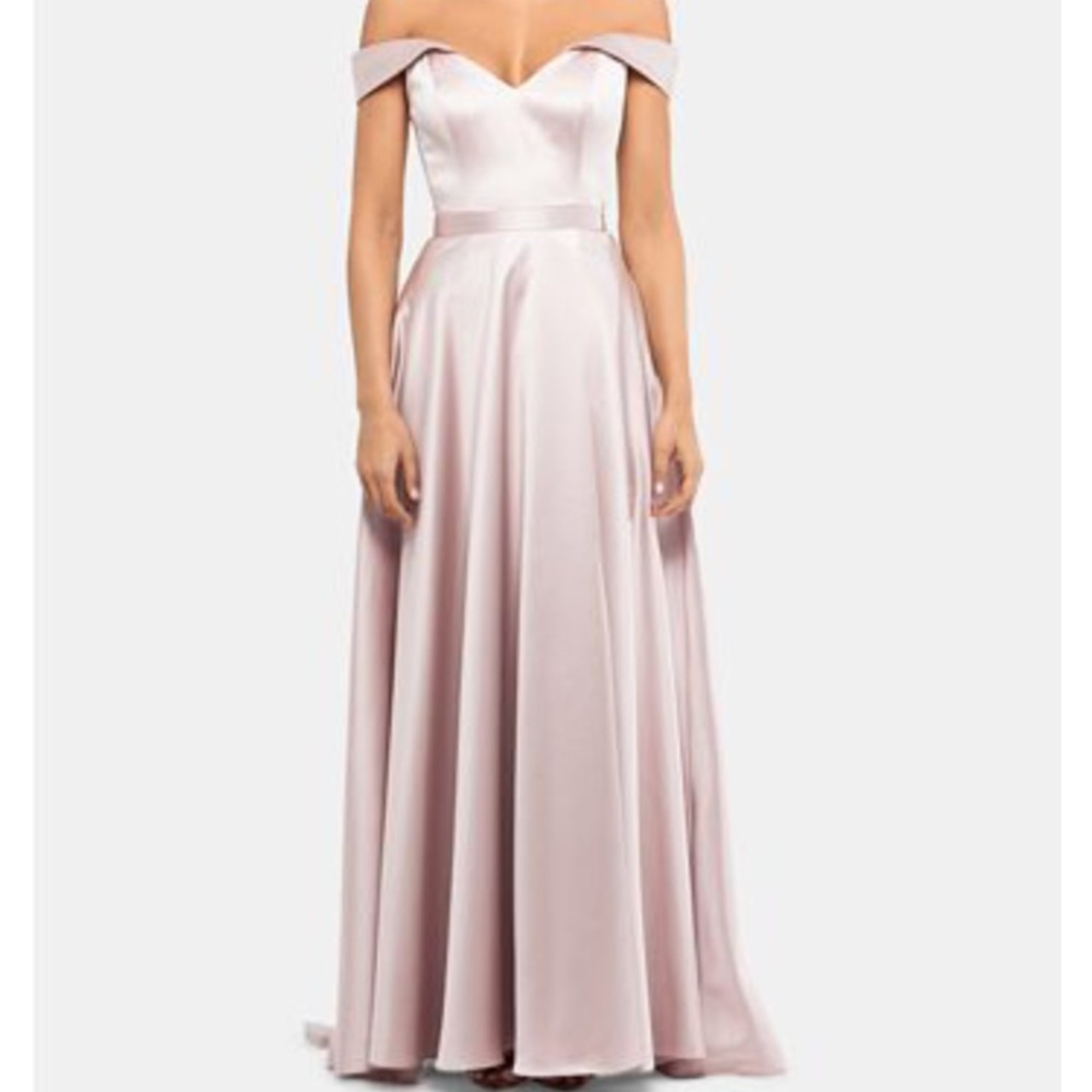Gorgeous Pink satin evening gown with front slit